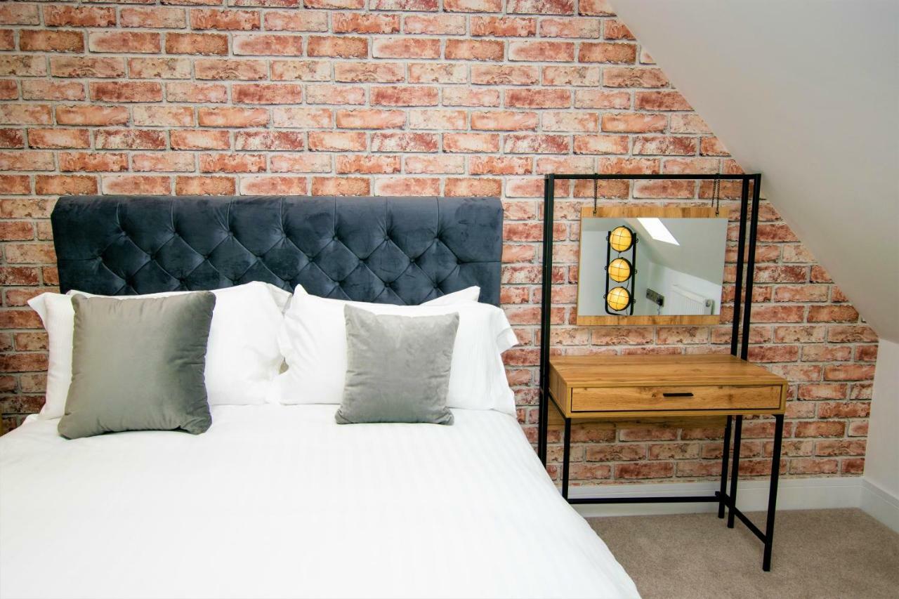 Rowan Tree - Your Apartment Bristol Exterior photo